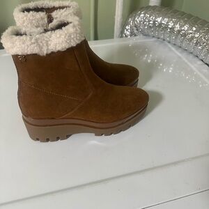 DKNY Tan Shearling Platform Boots